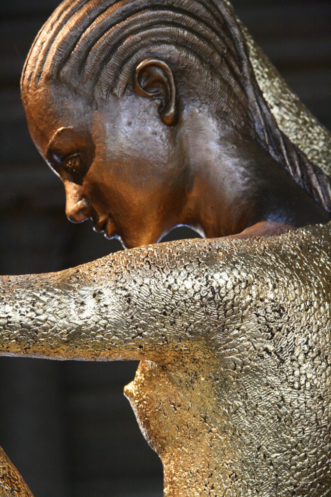 Skulptur von Malgorzata Chodakowska, Schlosspark Pillnitz